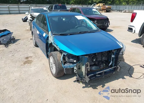 2018 Subaru Impreza 2.0I Premium from USA, damaged, VIN 4S3GKAD68J3601590